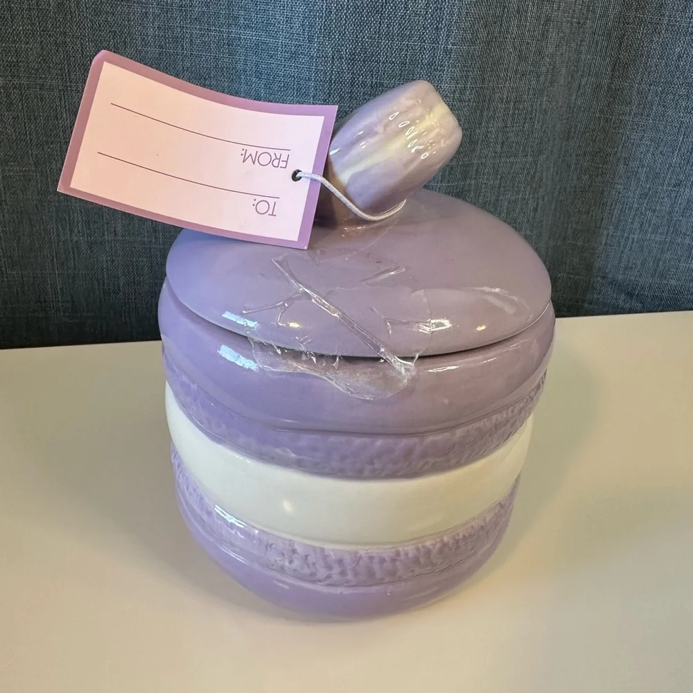 Luna & Sage Pastel Purple Macaroon Ceramic Cookie / Sugar Jar Kitchen Canister